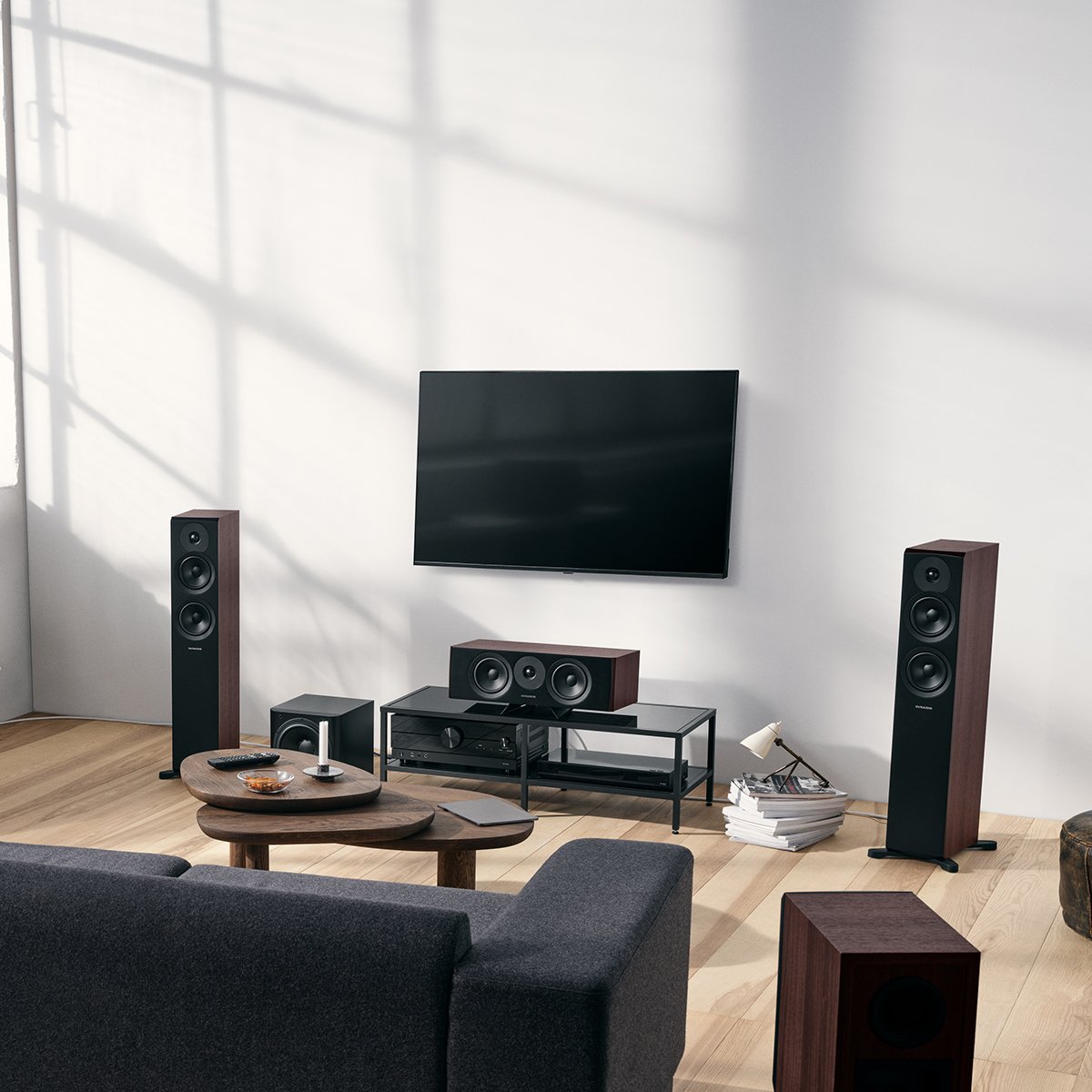 DynaudioEmit30+25C+10_Walnut_02-1