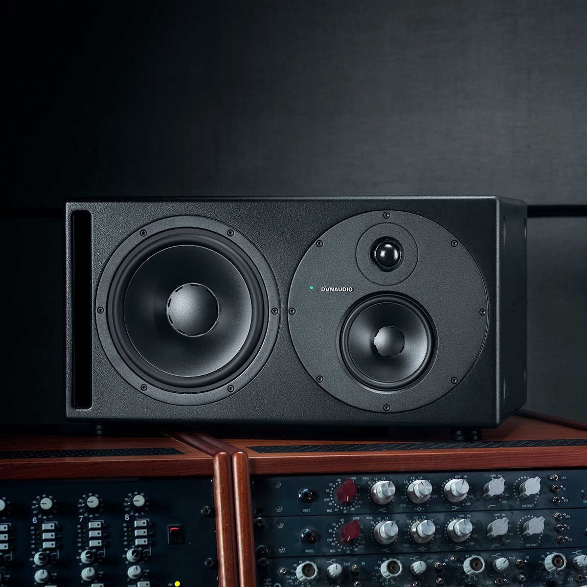 Dynaudio-Core-59---05_1200x1200px